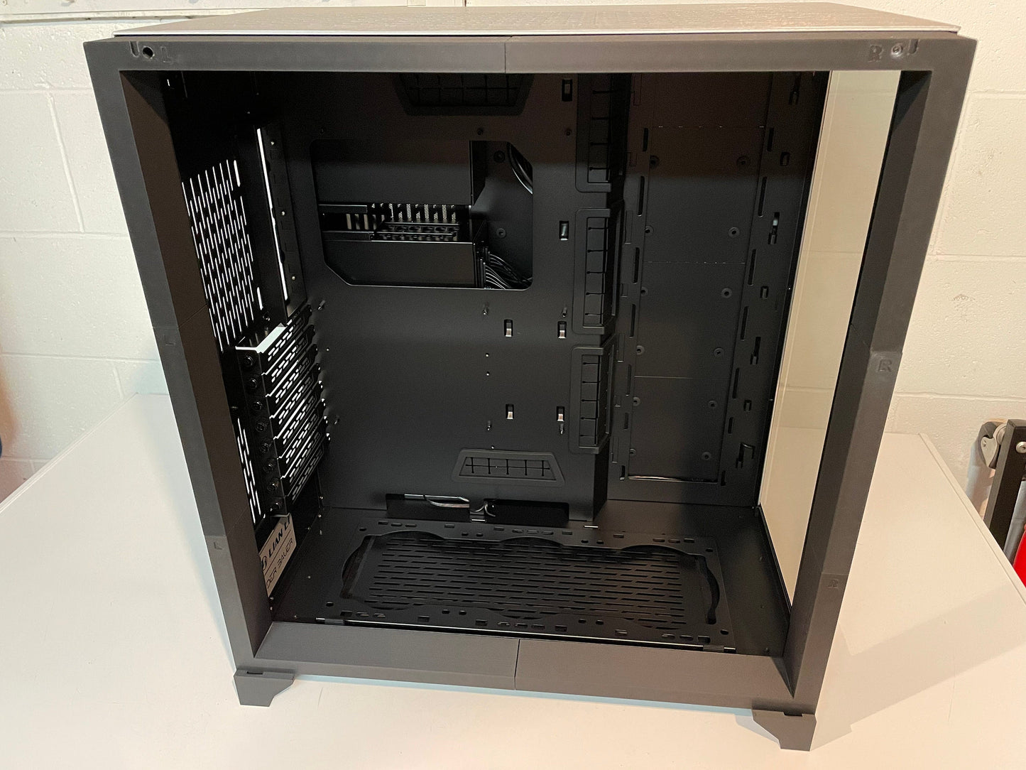 Lian Li O11D XL 40mm Side Glass Spacer Kit | FIT A LARGER GPU | CluCraft